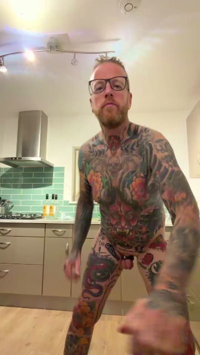 tatzlad live cam on Cam4