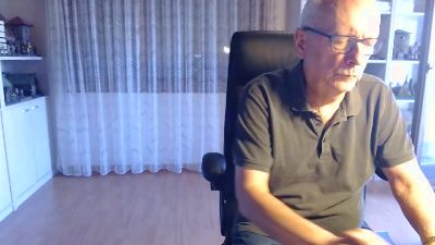 taxidancer1 live cam on Cam4