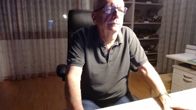 taxidancer1 live cam on Cam4
