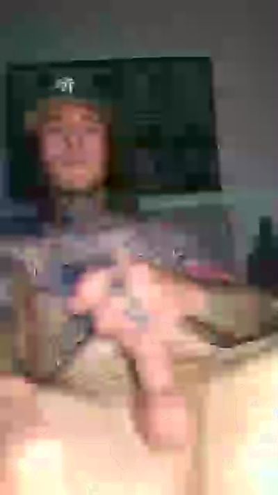 tayboy91 live cam on Cam4