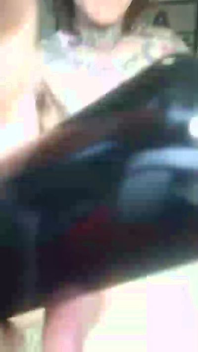 tayboy91 live cam on Cam4