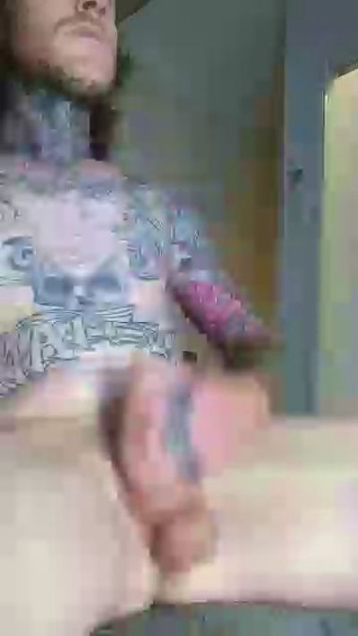 tayboy91 live cam on Cam4