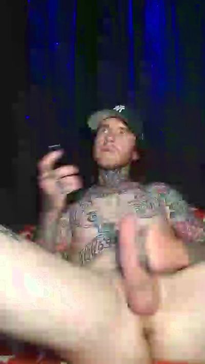 tayboy91 live cam on Cam4