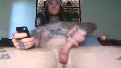 tayboy91 live cam on Cam4