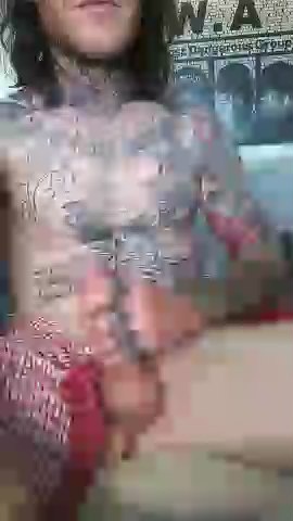 tayboy91 live cam on Cam4