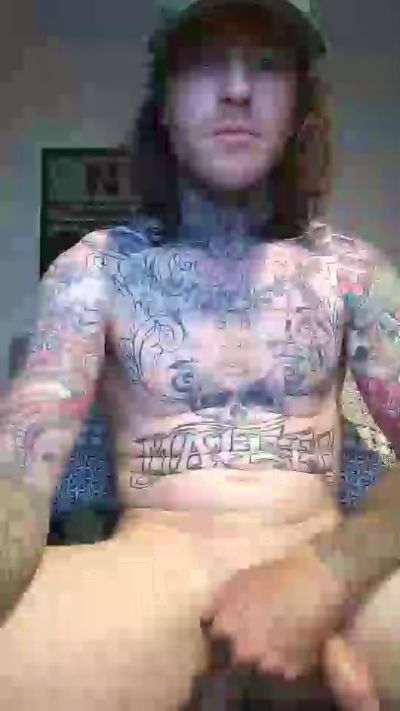 tayboy91 live cam on Cam4