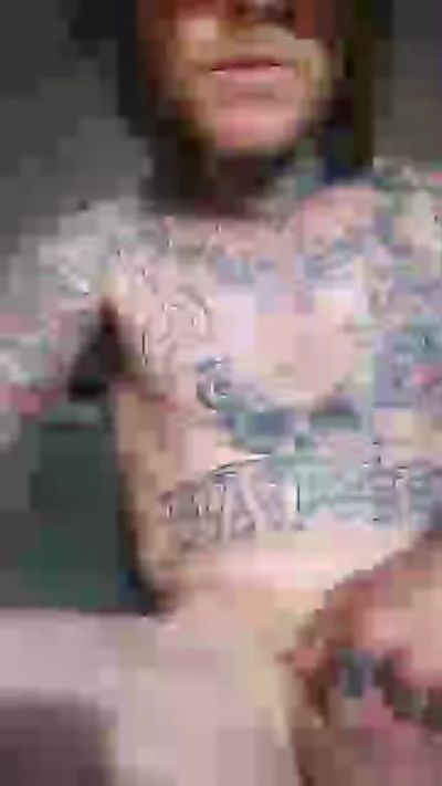 tayboy91 live cam on Cam4