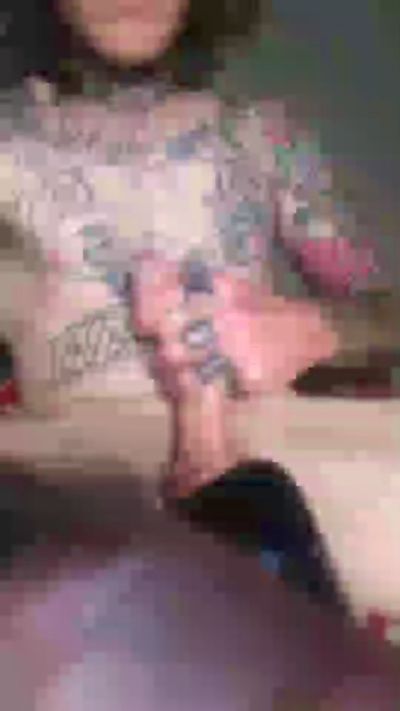 tayboy91 live cam on Cam4