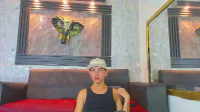 tayler_blessed live cam on Cam4