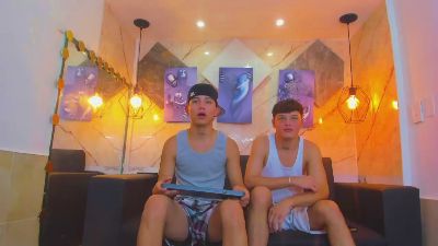 tayler_blessed live cam on Cam4