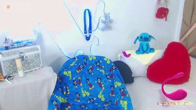 taylorrouse_ live cam on Cam4