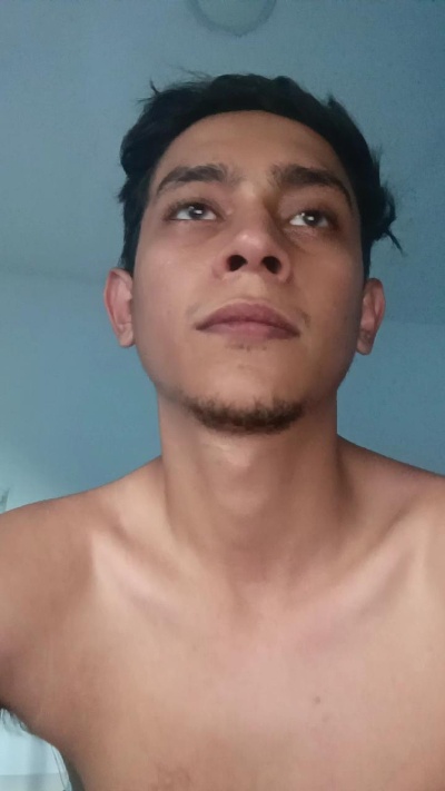 tayron live cam on Cam4