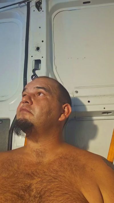 tazzys_daddy live cam on Cam4
