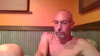 teachme22 live cam on Cam4