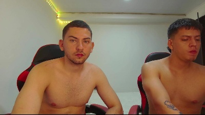 naked webcam Team Morehot