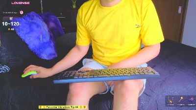 teddy_cowboy live cam on Cam4