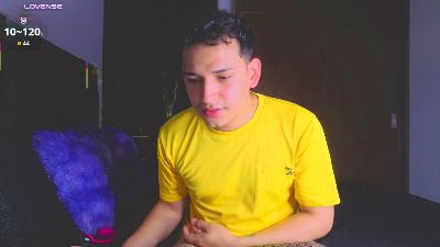 teddy_cowboy live cam on Cam4