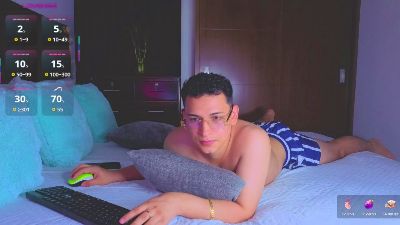teddy_cowboy live cam on Cam4