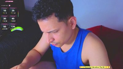 teddy_cowboy live cam on Cam4