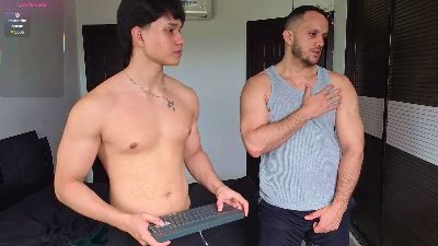 teddybear_07 live cam on Cam4