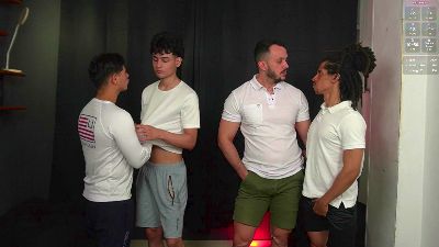 teddybear_07 live cam on Cam4