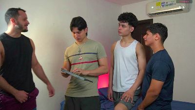 teddybear_07 live cam on Cam4