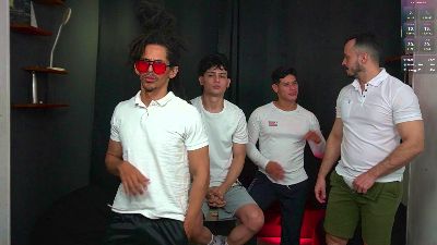 teddybear_07 live cam on Cam4