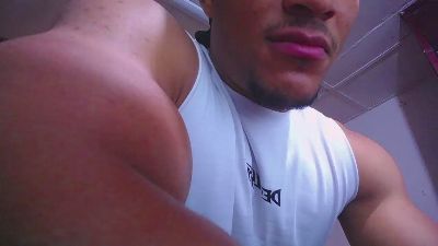 teddyfit_19cm live cam on Cam4