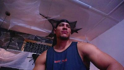teddyfit_19cm live cam on Cam4
