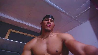 teddyfit_19cm live cam on Cam4
