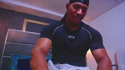 teddyfit_19cm live cam on Cam4