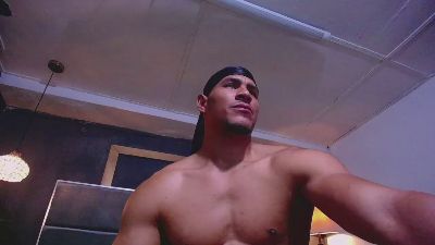 teddyfit_19cm live cam on Cam4