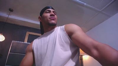 teddyfit_19cm live cam on Cam4