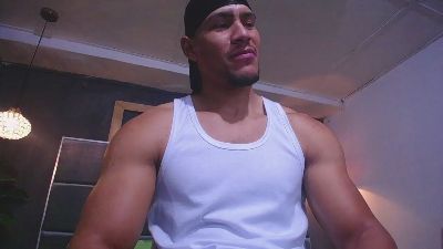 teddyfit_19cm live cam on Cam4