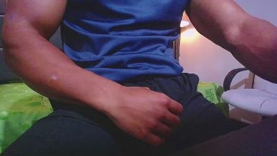 teddyfit_19cm live cam on Cam4