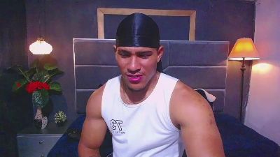 teddyfit_19cm live cam on Cam4