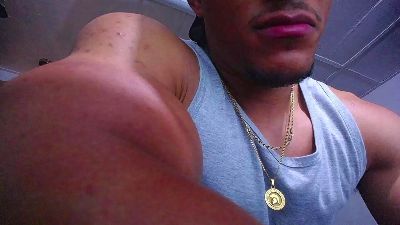 teddyfit_19cm live cam on Cam4