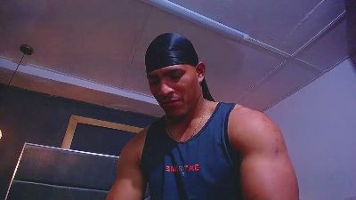 teddyfit_19cm live cam on Cam4