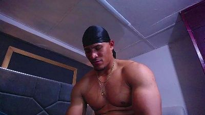teddyfit_19cm live cam on Cam4