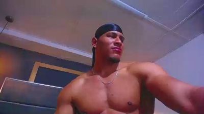 teddyfit_19cm live cam on Cam4