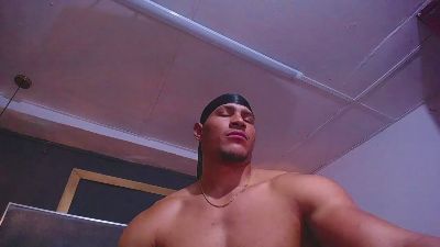 teddyfit_19cm live cam on Cam4