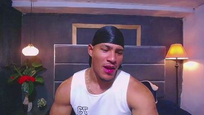 teddyfit_19cm live cam on Cam4
