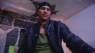 teddyfit_19cm live cam on Cam4
