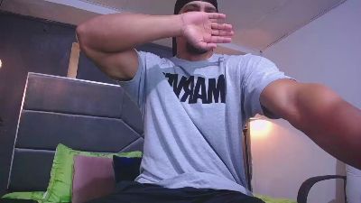 teddyfit_19cm live cam on Cam4