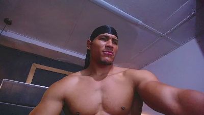 teddyfit_19cm live cam on Cam4