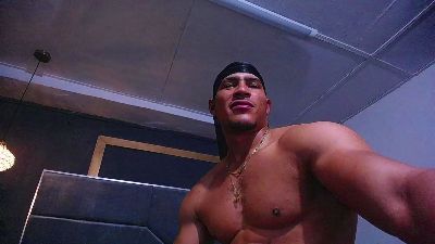 teddyfit_19cm live cam on Cam4