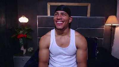 teddyfit_19cm live cam on Cam4