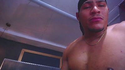teddyfit_19cm live cam on Cam4