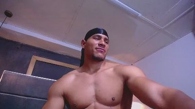 teddyfit_19cm live cam on Cam4