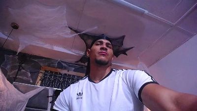 teddyfit_19cm live cam on Cam4